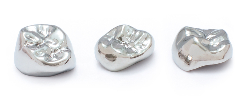 チタンクラウン、チタン冠、チタン鋳造